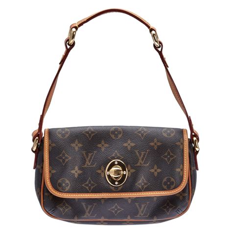 price on lv website vs instore|Different prices LV in.